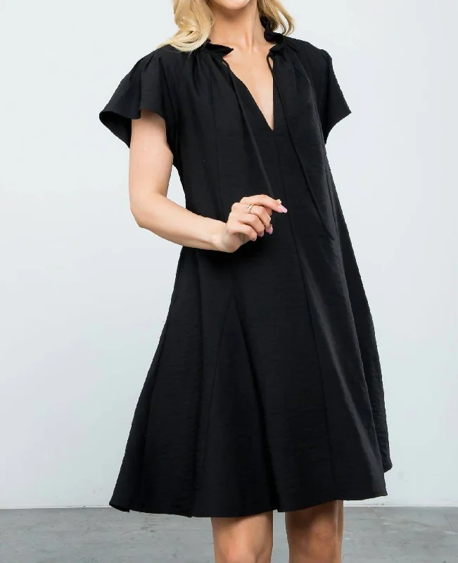  Women ApparelBlack Flutter Sleeve Dress Women Apparel