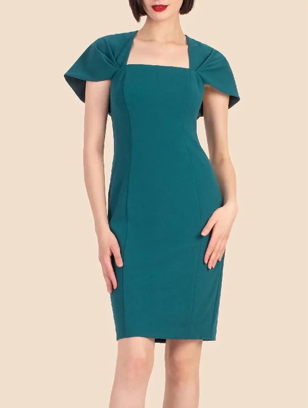  Chic Women's Outfit IdeasAnala Dress in Borealis Blue Chic Women's Outfit Ideas