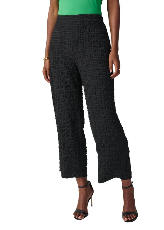  Seasonal Women's Fashion TrendsTextured And Checkered Wide Leg Pant In Black Seasonal Women's Fashion Trends