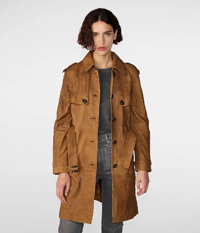  Chic Women's Outfit IdeasMary Long Single Breasted Trench Chic Women's Outfit Ideas