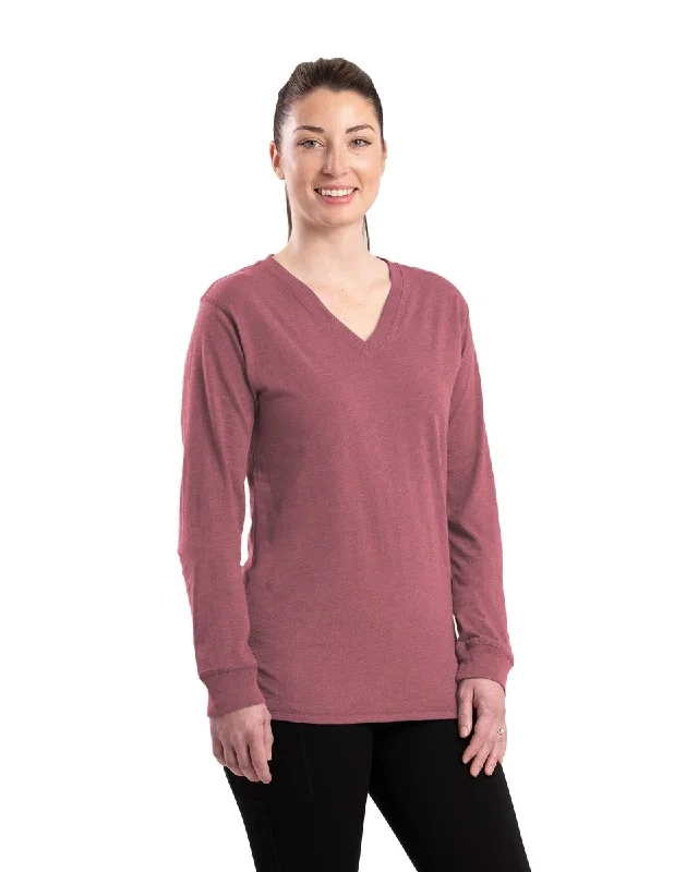  Chic Women's AttireWomen's Performance V-Neck Long Sleeve T-Shirt Chic Women's Attire