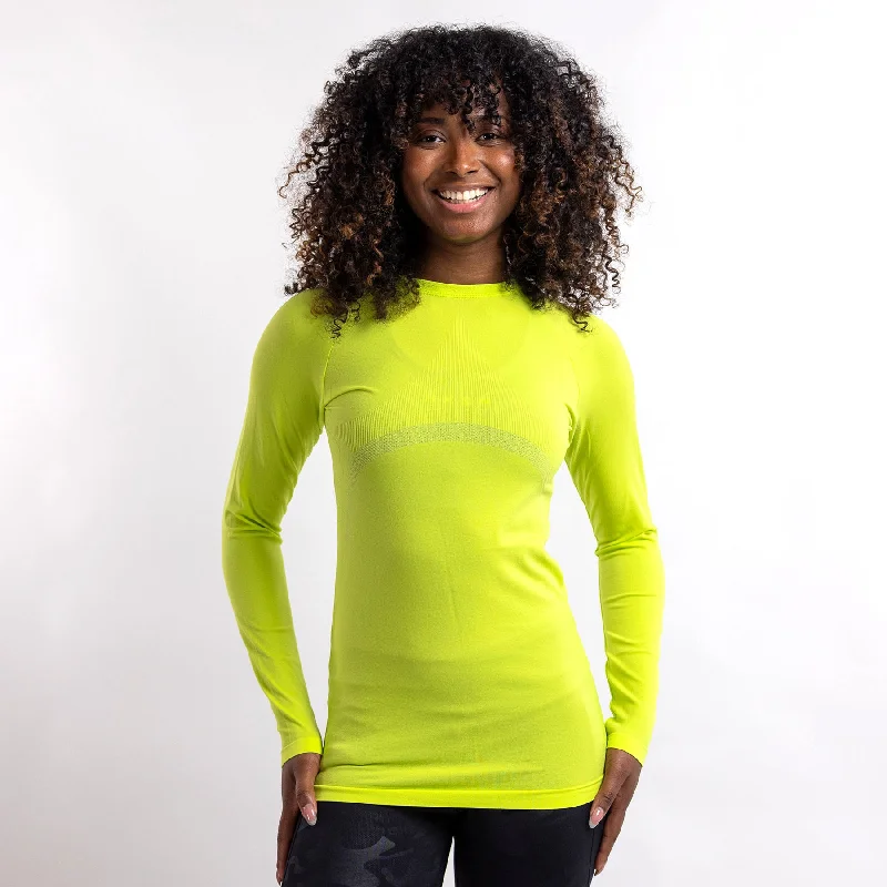  Women's Stylish Outdoor OutfitWomen's Hi-Vis Base Layer Women's Stylish Outdoor Outfit