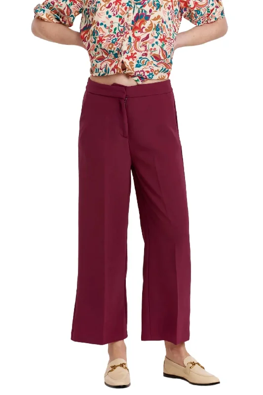  Affordable Women's GarmentsDenali Cropped Pants In Red Affordable Women's Garments