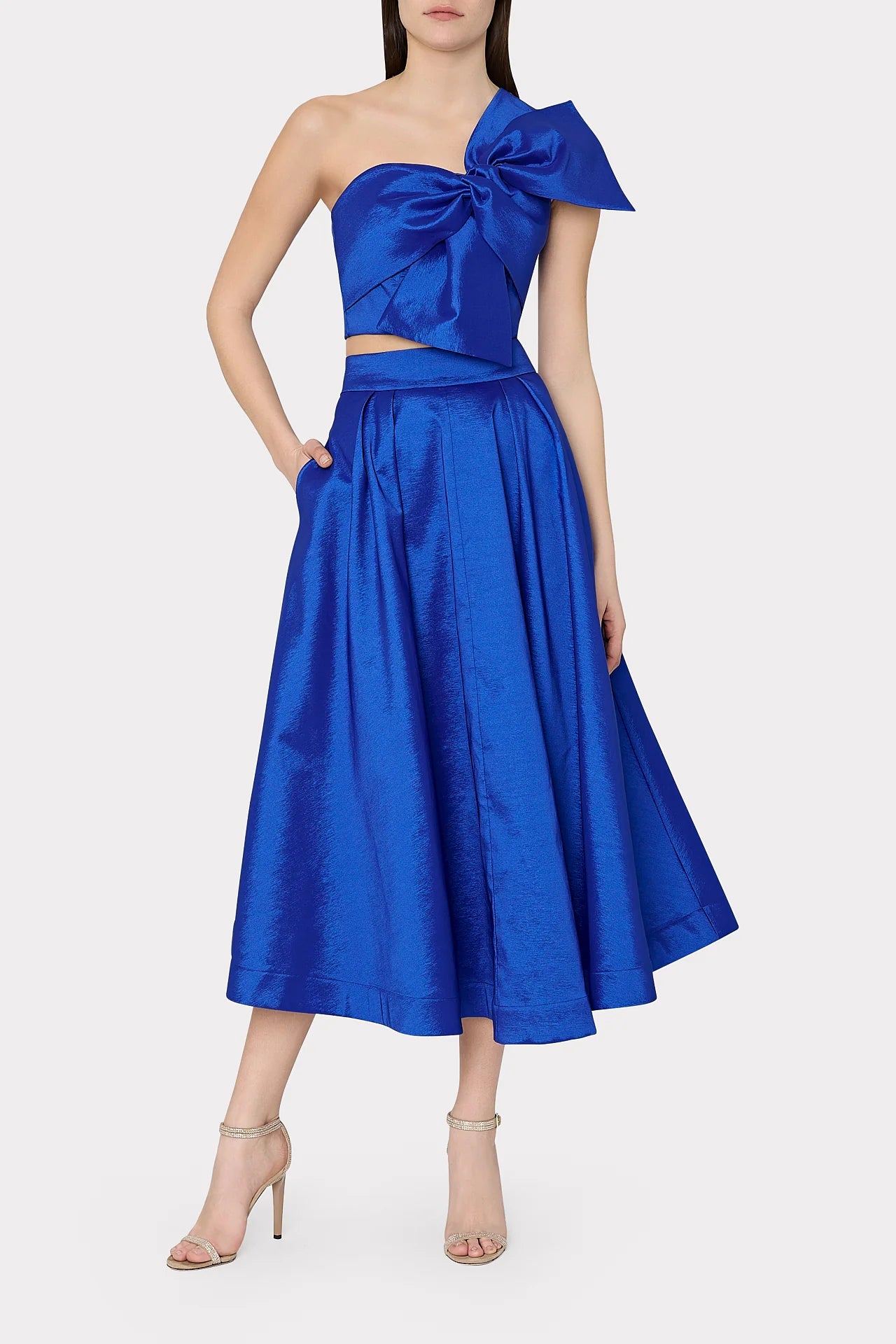  Women's Plus-Size Casual OutfitJuliet Taffeta Midi Skirt - Blue Women's Plus-Size Casual Outfit