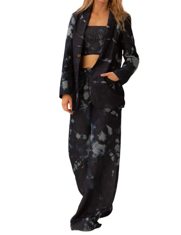  Comfy Women's Outfits for Daily WearWave Wide Leg Pants In Demon Tie-Dye Comfy Women's Outfits for Daily Wear