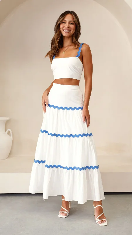  Women's Stylish Outdoor OutfitLys Top and Maxi Skirt Set - White / Blue Women's Stylish Outdoor Outfit