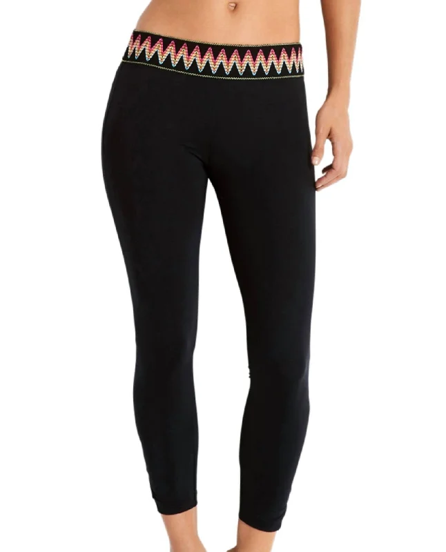  Women's Clothing For Everyday WearCropped Legging In Sea Island Vibe Tribal Women's Clothing For Everyday Wear