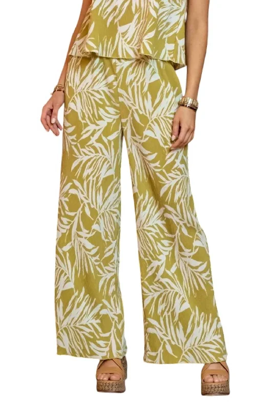  Women's Active Outfit For FitnessLeaf Print Dress Pants In Kiwi Women's Active Outfit For Fitness