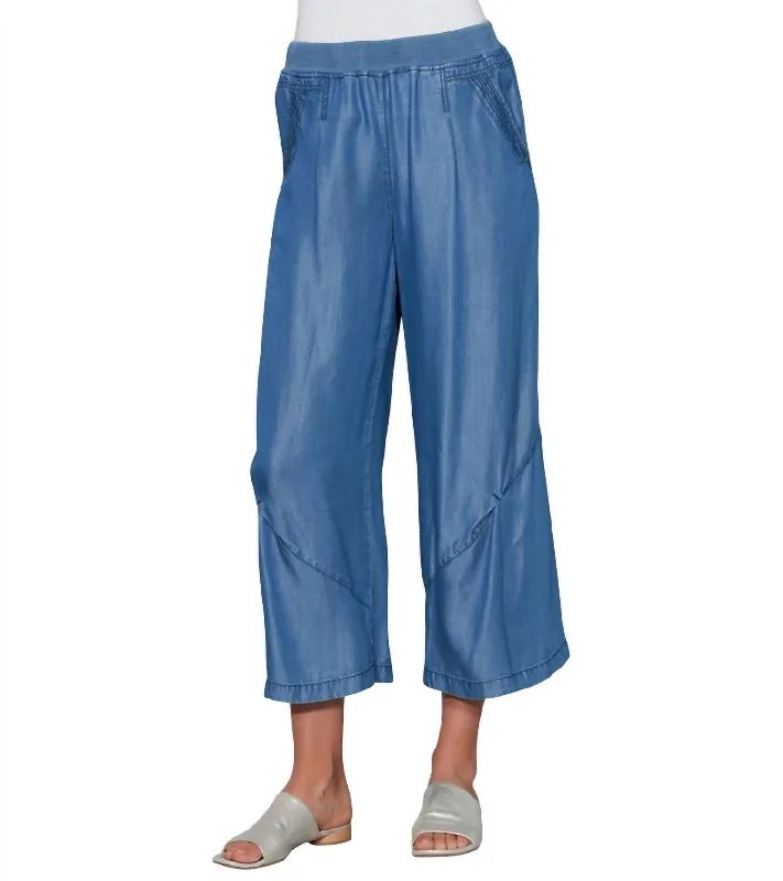  Women's Chic Outerwear AttireDetails Flood Pants In Medium Wash Women's Chic Outerwear Attire